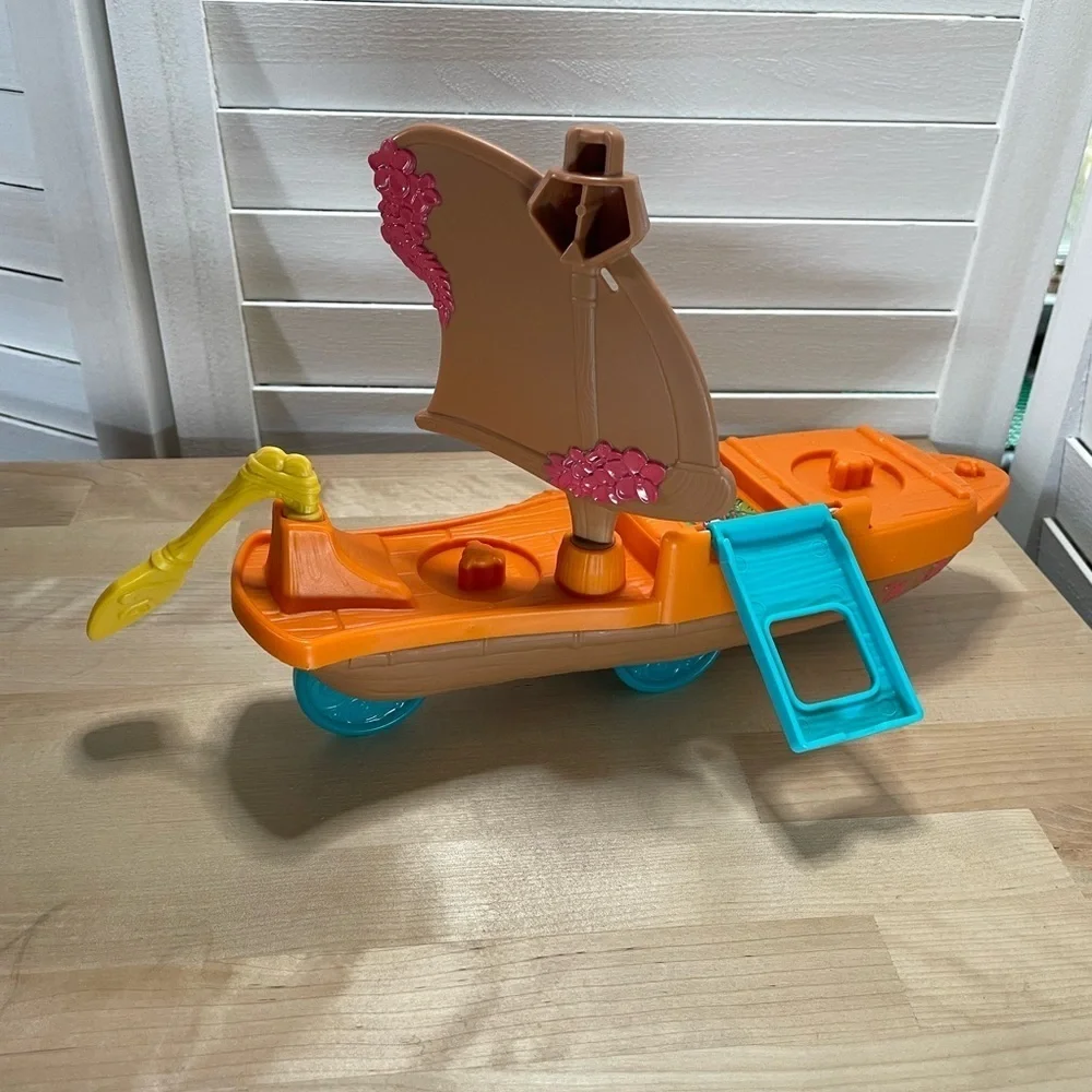 Little People Moana Canoe